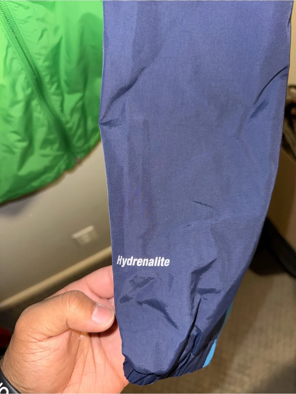 The North Face men Colorblock Windbreaker Jacket - Navy/Blue/Green